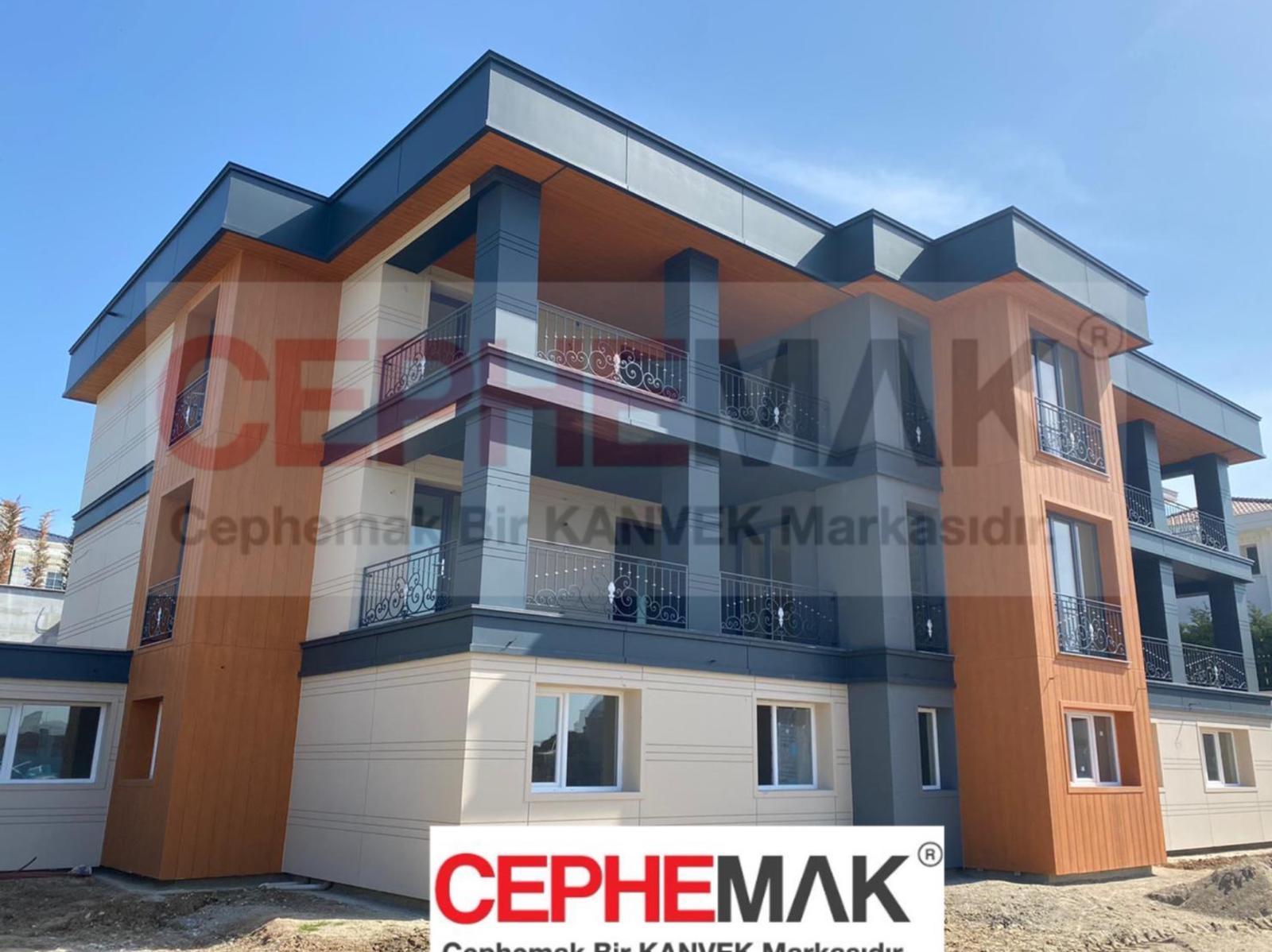 Cephemak, Betopan ve fibercement levha satışı, dış cephe kaplama uygulamaları ve projeye özel dekoratif cephe çözümleriyle yapı sektörünün ihtiyaçlarına yönelik hizmetler sunmaktadır.